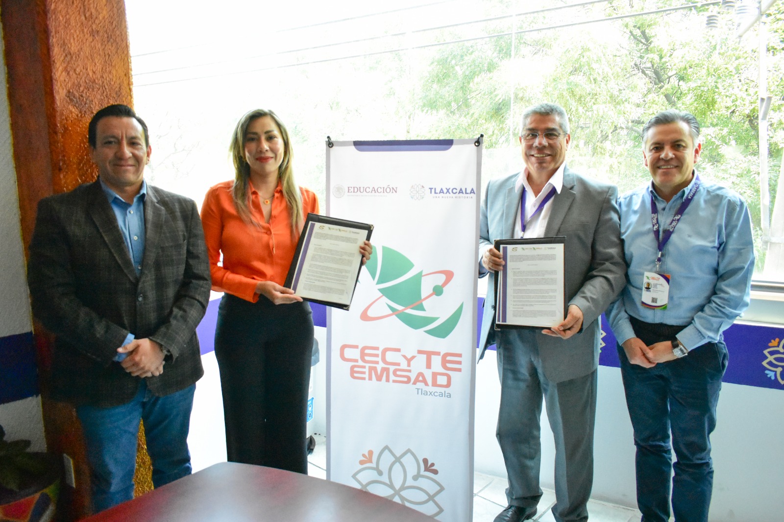 Firma convenio de colaboración CECYTE Tlaxcala y Asociación Civil