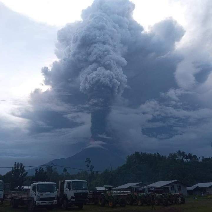 Entra En Erupci N El Volc N Ulawun En Pap A Nueva Guinea