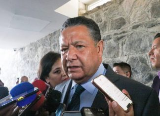 No hay persecución política en detención de diputado petista: gobernador