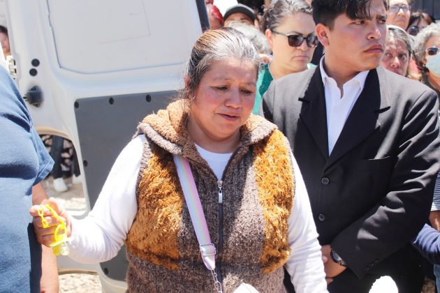 Despiden a Guadalupe y Josel&iacute;n, v&iacute;ctimas de triple feminicidio