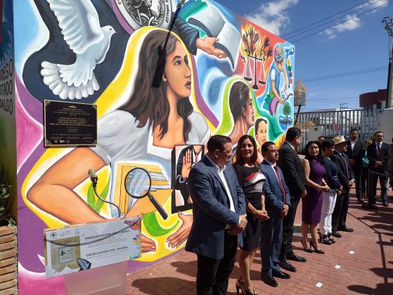 Plasman la equidad y la justicia en murales del Congreso estatal