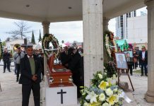 Familiares y agentes despiden a Paulino