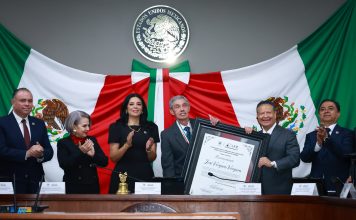 Reconoce 66 Legislatura local al investigador José Vergara Vergara