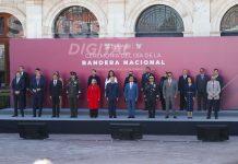 Con transmisión de Sheinbaum, conmemoran Día de la Bandera en Hidalgo