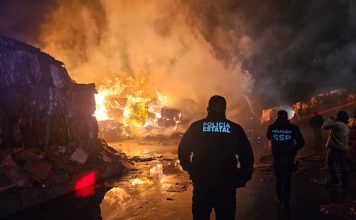 Sofocan incendio en empresa Bio Pappel en Tizayuca