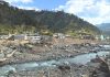 Evacuan a tres familias tras aumento del arroyo en Tianguistengo