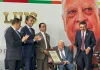 Reconocen a empresario tulancinguense por contribuir al desarrollo económico del estado