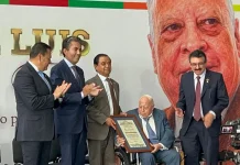 Reconocen a empresario tulancinguense por contribuir al desarrollo económico del estado