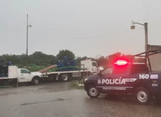 Vigilan canales y desagües tras lluvias registradas en Mineral de la Reforma
