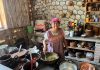 Entre habas, insectos y flores, Porfiria Ramírez rescata la cocina ancestral hñähñu