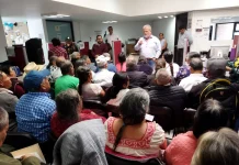 Ofrecen apoyo para que adultos mayores visiten a hijos en Estados Unidos