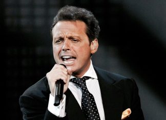 Inician preparativos para el concierto de Luis Miguel