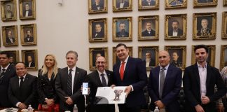 Armenta de la mano con las MIPyMES para el impulso de la economía familiar