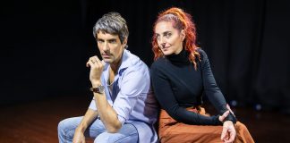 Teatro de Nueva York aborda la crianza de un hijo de género abierto