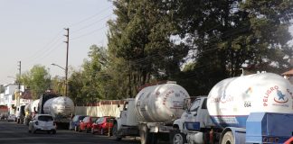 Doce pipas y dos detenidos dejó operativo en Tepeaca