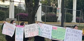 Estudiantes del BINE bloquean Hermanos Serdán en protesta contra la dirección