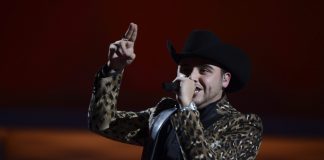 El cantante Gerardo Ortiz se declara culpable de dar conciertos a narcotraficantes mexicanos