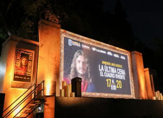 Poblanos y turistas disfrutan proyección “La Última Cena: El Cuadro Viviente” “La Última Cena: El Cuadro Viviente”