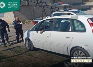 Policía de Texmelucan evita fraude en Moyotzingo por venta de vehículos