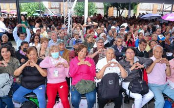 SEDIF honra la vida de Abuelitas y Abuelitos