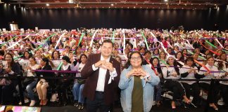 Puebla, primer estado en crear la Red de Mujeres Tejedoras de la Patria