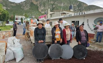 Salud, economía y cuidado ambiental promueve Altosano-Granjas Carroll al entregar 170 estufas ahorradoras