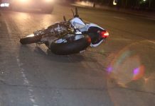 Muere motociclista tras derrapar en el Periférico Ecológico