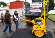 Tonantzin Fernández arranca el «Bachetón 2026» con maquinaria propia en San Pedro Cholula