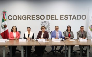 Comisión del Congreso avala portación electrónica de documentos para taxis