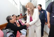 Ceci Arellano supervisa histórica Jornada de Cirugías de Cataratas