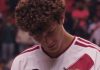Fabio Gruber se roba la noche en el Cuauhtémoc con gesto hacia un niño durante Perú vs España