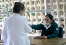 Ocupación en servicios no financieros se concentraron en los profesionales