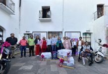 Entregó Azain Ávalos premios de rifa Paga tu Predial y Agua Potable