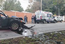 PC y Policía Municipal de Tlaxcala atienden percances viales en Loma Xicohténcatl