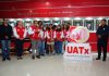 Estudiantes de Diseño Gráfico entregan al Rector obra conmemorativa por los 50 años de la UATx