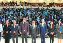 La UATx entrega a la sociedad a nueva generación de profesionistas egresados de la FCEA