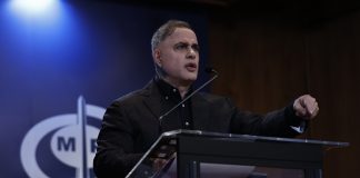 Fiscal de Venezuela niega orden de detención contra Machado y Urrutia