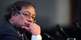 Petro ordena bombardeos contra disidentes de las FARC tras ataque con drones Petro pide investigar posible desfalco millonario en manejo de recursos para la paz