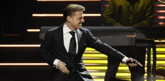 Luis Miguel pospone conciertos en México por problema de salud