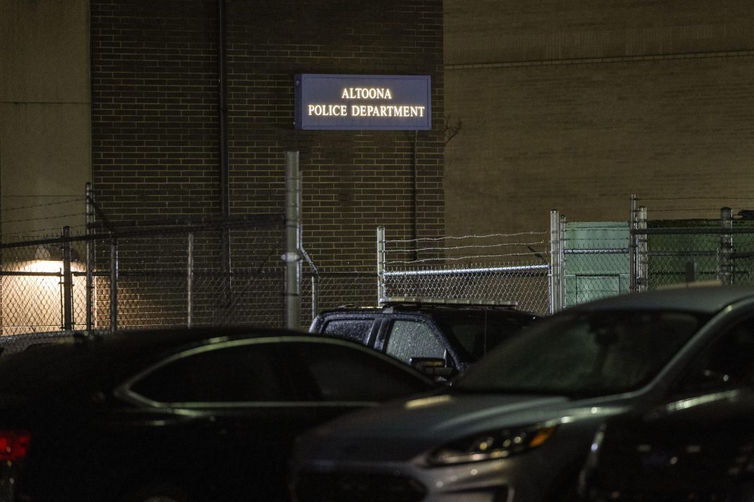 Policía de Nueva York vincula arma del presunto asesino del CEO con casquillos del crimen