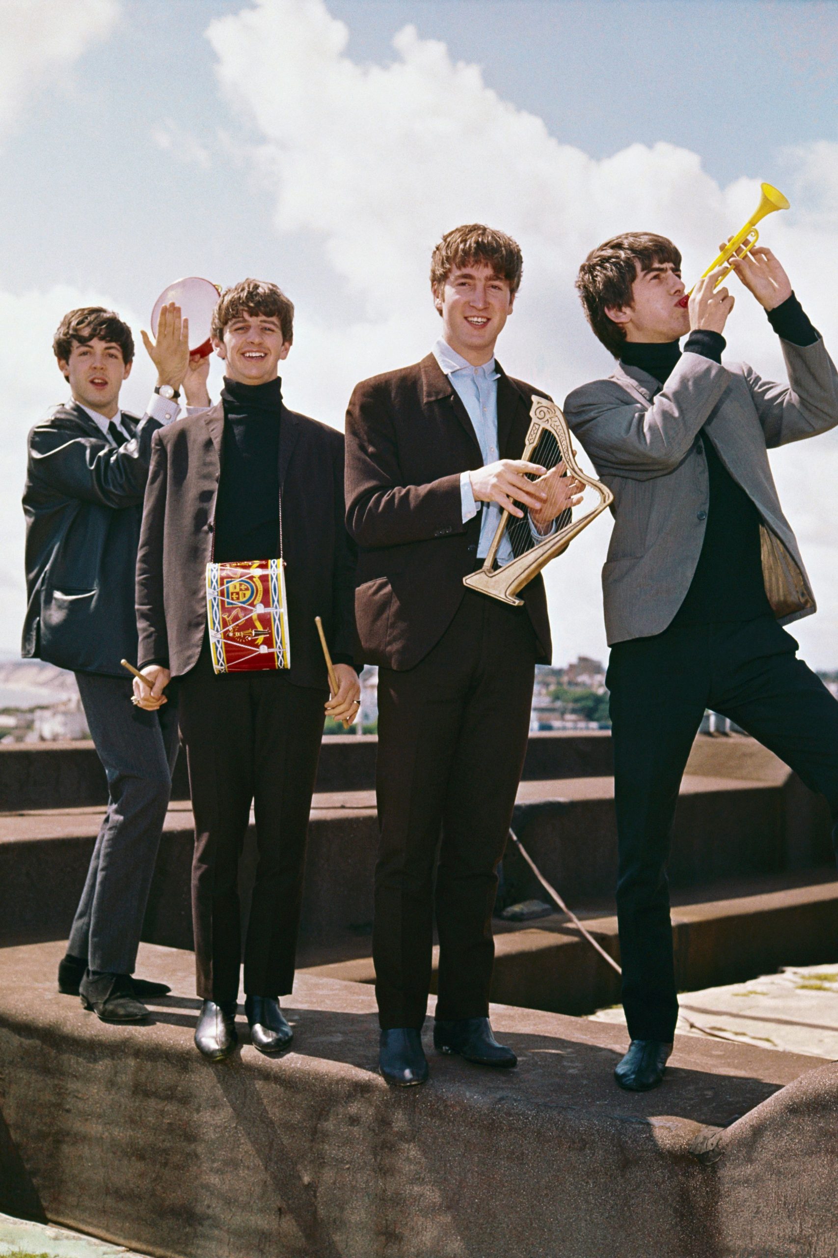 La banda The Beatles fue nominada en los Grammy por su canción ‘Now and Then’ creada con IA