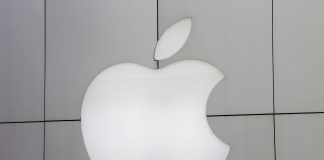 Apple invertirá 500 mil mdd en EE.UU. y abrirá fábrica en Texas Apple invertirá 500 mil mdd en EE.UU. y abrirá fábrica en Texas