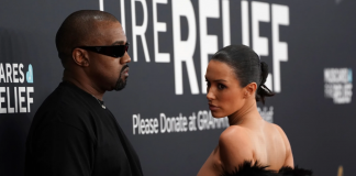 Polémica en los Grammy Awards: Bianca Censori, esposa de Kanye West