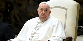 Papa Francisco padece infección polibacteriana, revela Vaticano
