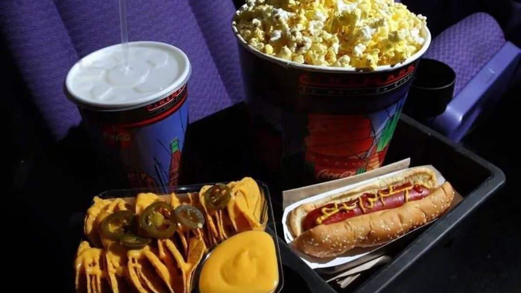 Profeco desmiente lista de alimentos permitidos en cines