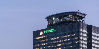 Investigan supuesta red que trafica plazas en Pemex Investigan supuesta red que trafica plazas en Pemex