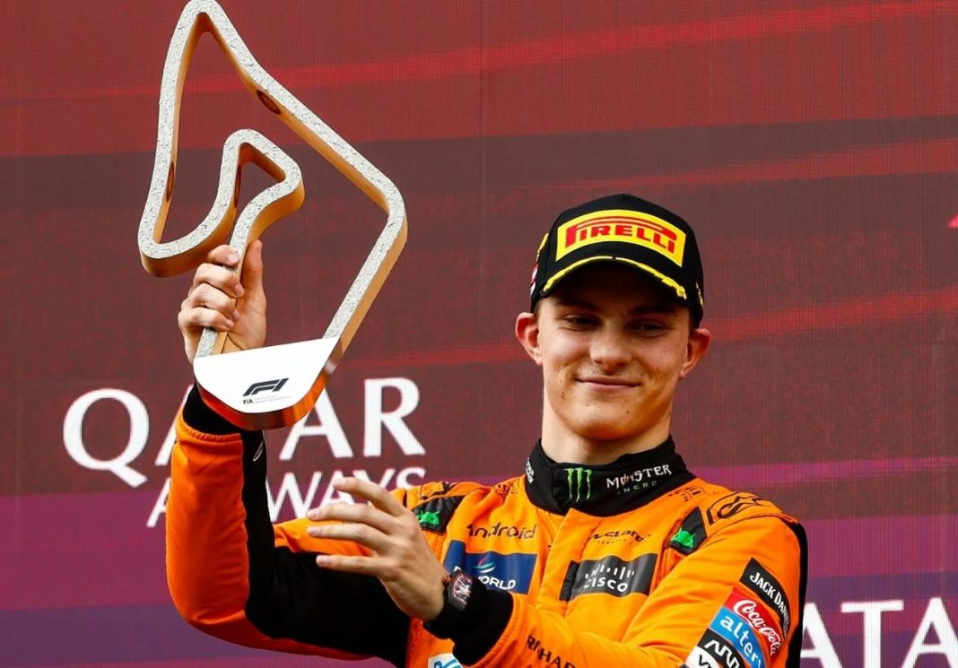 Oscar Piastri renueva con McLaren por varios años