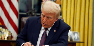 Trump impone nuevos aranceles del 25% a autos importados Trump impone nuevos aranceles del 25% a autos importados