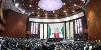 Impulsan en el Senado ley contra propaganda extranjera Senado aplaza votación de reforma en telecomunicaciones