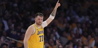 NBA anula técnica a Doncic tras polémica expulsión